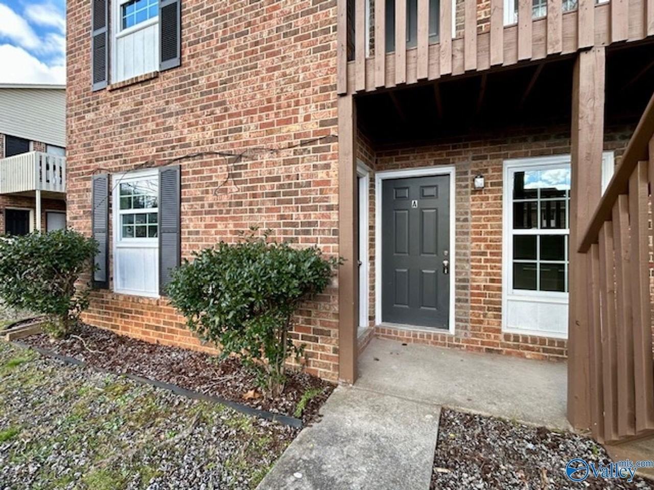 4422 Bonnell Dr Nw #A - Photo 2 of 14