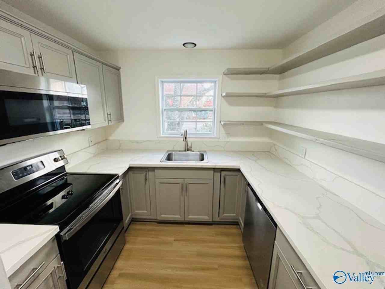 4422 Bonnell Dr Nw #A - Photo 6 of 14