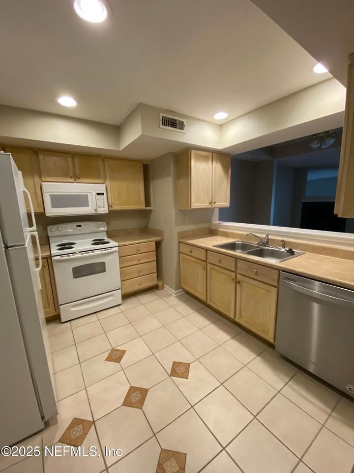 4129 Quiet Creek Loop - Photo 5 of 24