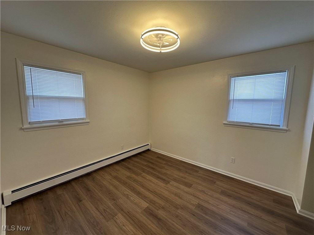 840 Moyer Avenue - Photo 7 of 9