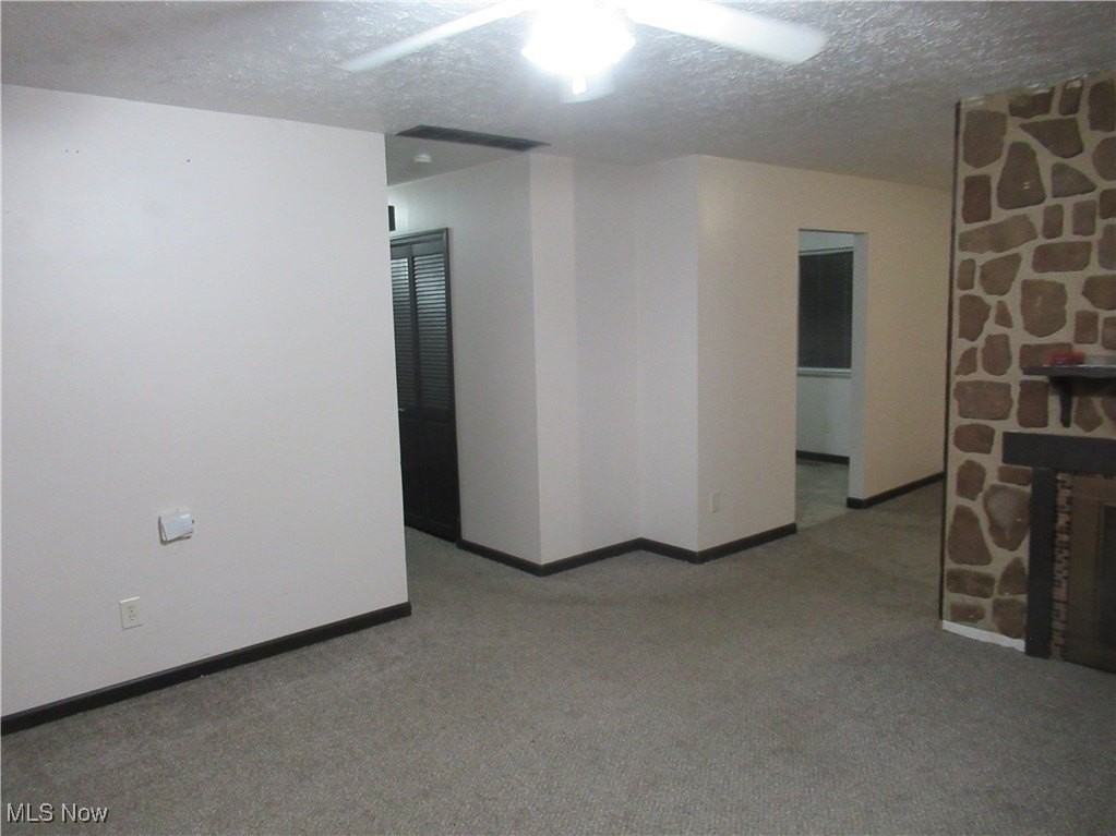 6525 Seneca Trl - Photo 4 of 15