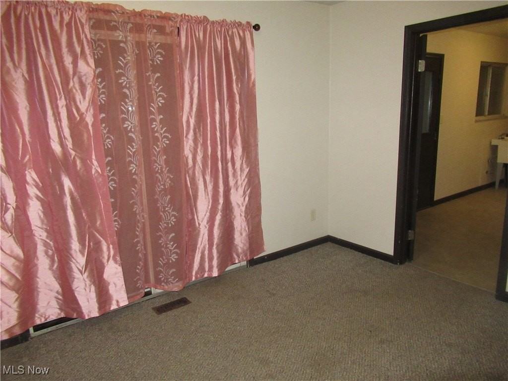 6525 Seneca Trl - Photo 5 of 15