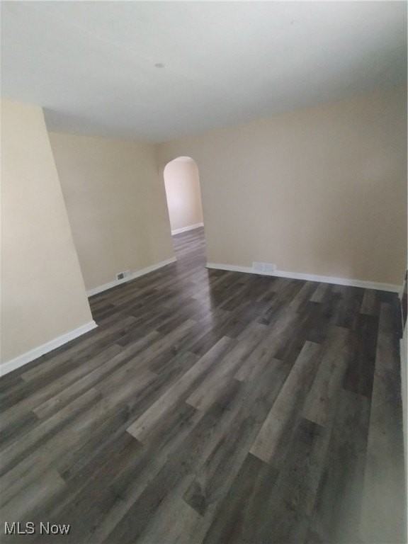 148 Millet Ave - Photo 3 of 22