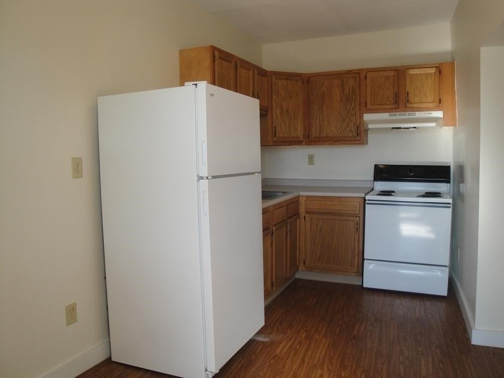 191 Turner St #2E - Photo 7 of 30