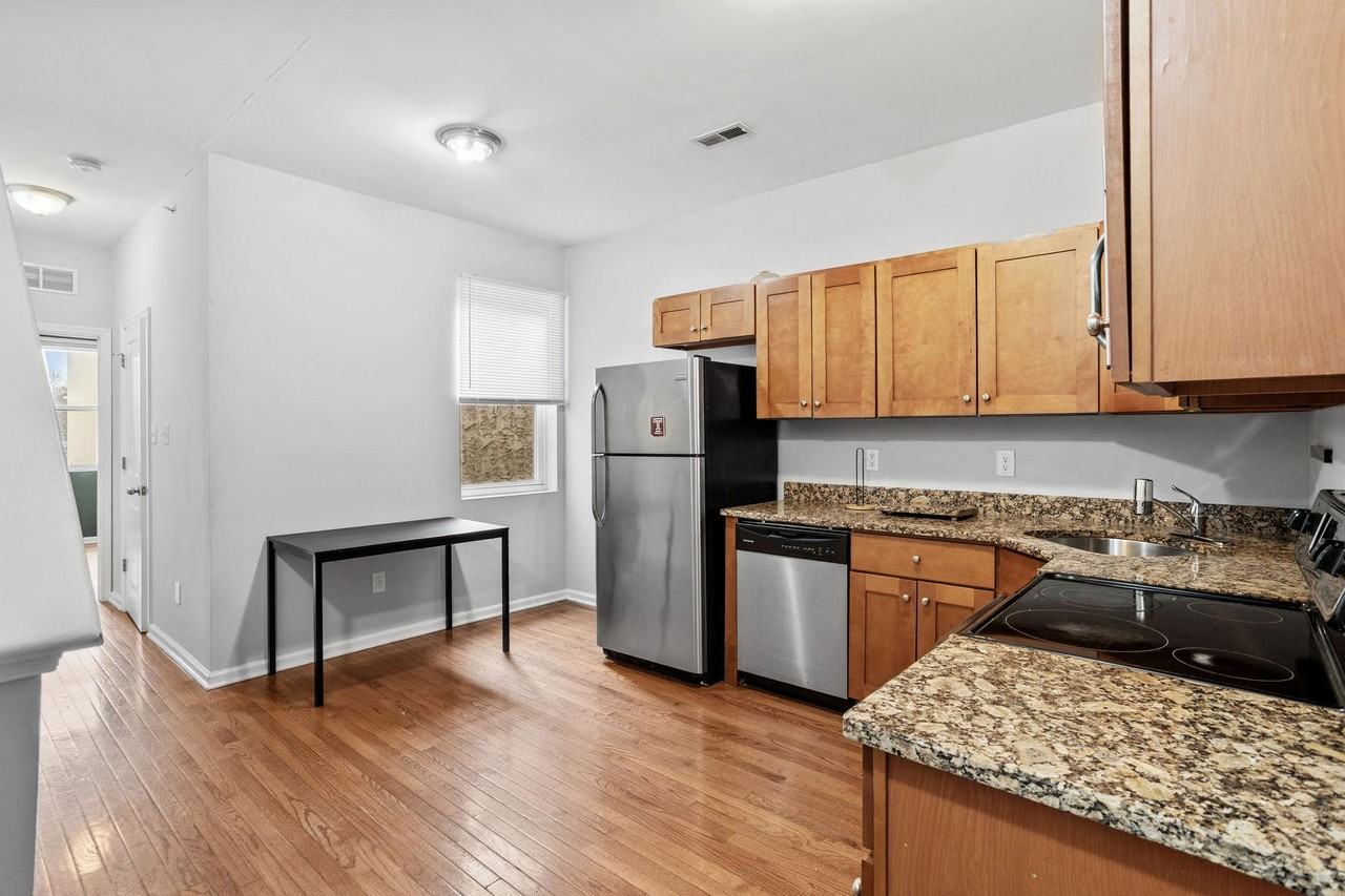 W Nevada St - Photo 3 of 11