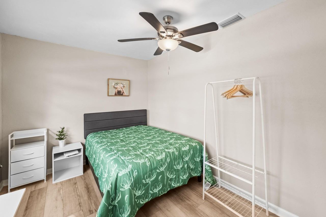 Belinda Cir - Photo 5 of 7