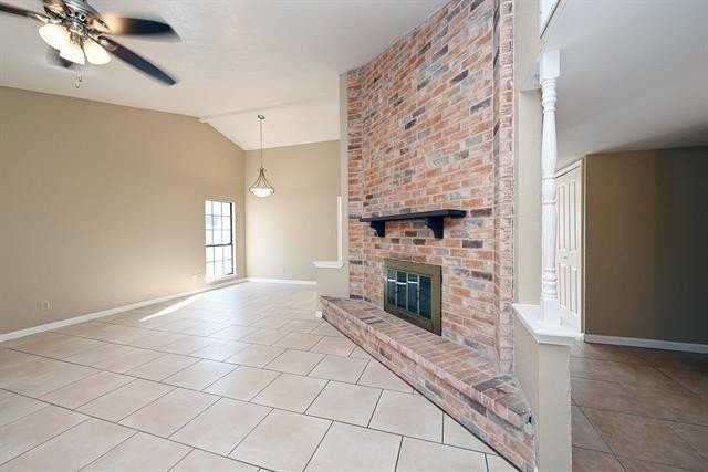 4325 Ireland Street - Photo 5 of 19