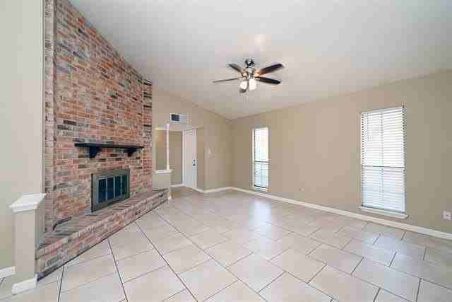 4325 Ireland Street - Photo 6 of 19