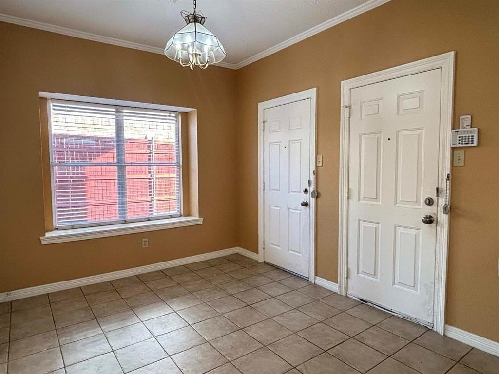 2108 Arbor Creek Dr - Photo 7 of 15