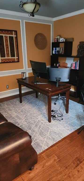 8404 Hillendale Drive - Photo 5 of 15