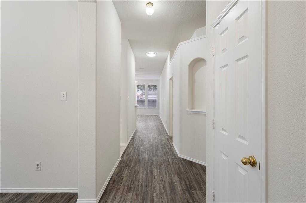 7225 Chinquapin Dr - Photo 6 of 32