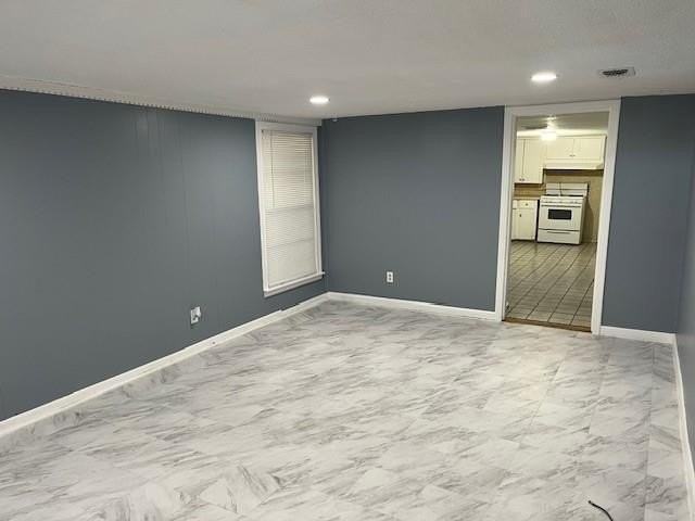 409 N College Dr - Photo 3 of 10