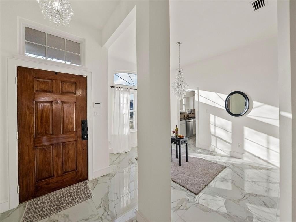 4818 Mize Court - Photo 4 of 21