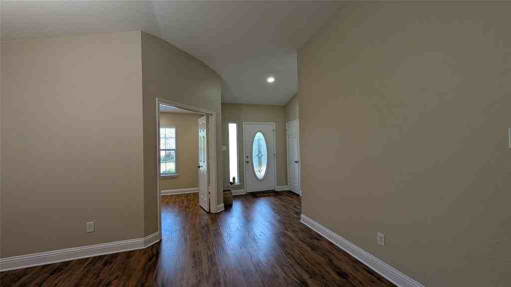 5320 Running Brook Ln - Photo 3 of 30