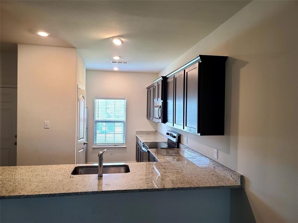 104 Lady Bird Court - Photo 7 of 40