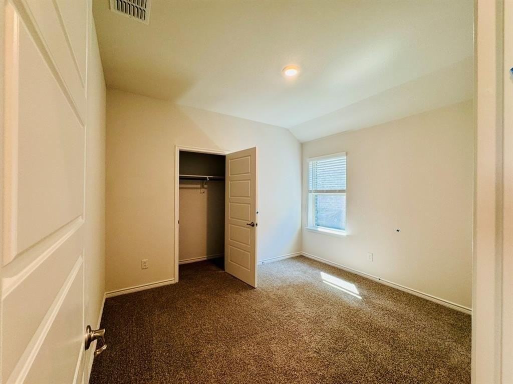 4028 Moss Road - Photo 7 of 29