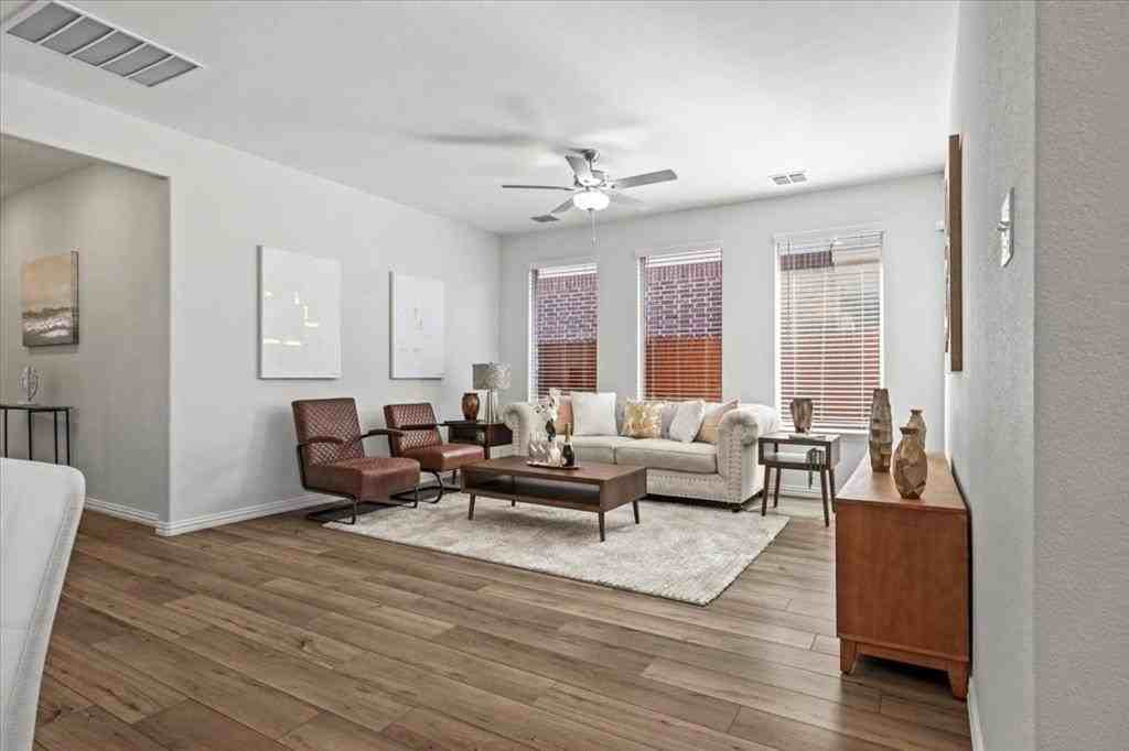 3623 Honey Daisy Dr - Photo 5 of 26