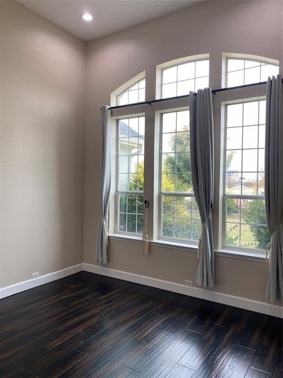 2920 Pinehurst - Photo 4 of 40