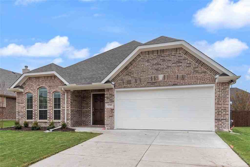 4703 Sephora Dr - Photo 4 of 22