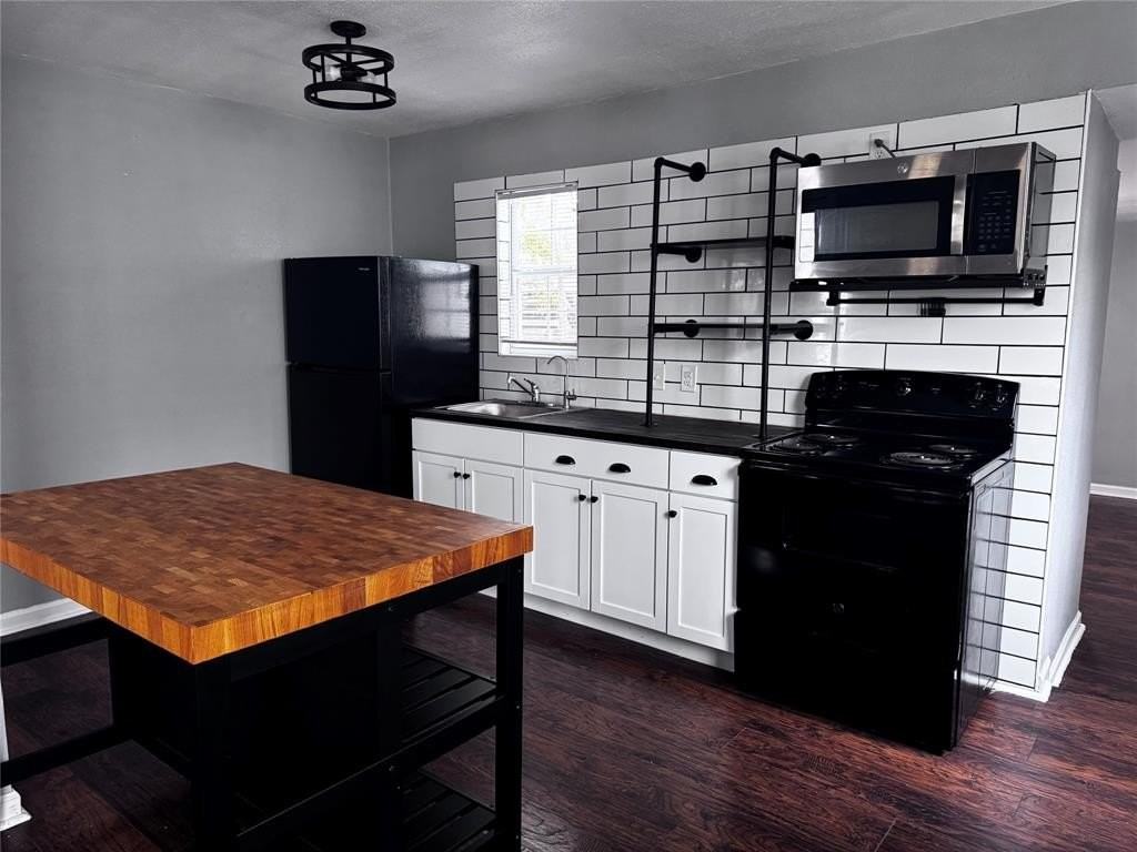 3914 Shelley Boulevard - Photo 4 of 19