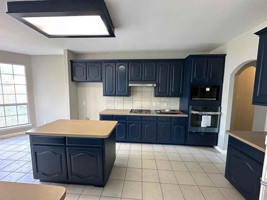 8404 Laughing Waters Trl - Photo 5 of 22