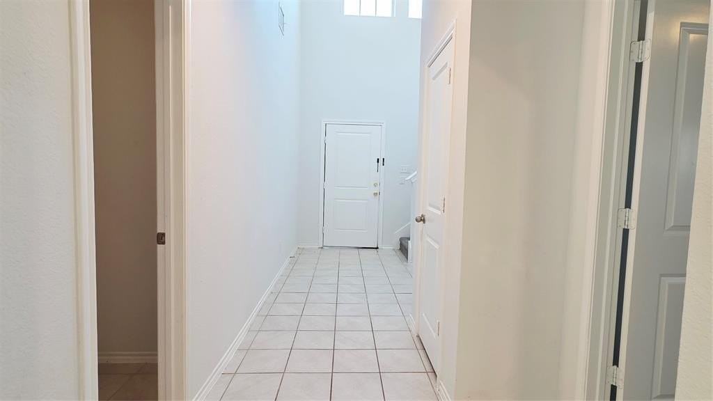 1212 Bronze Lane - Photo 3 of 29