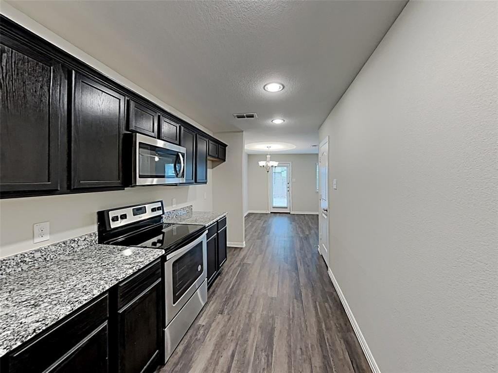 10512 Wild Oak Dr - Photo 5 of 15