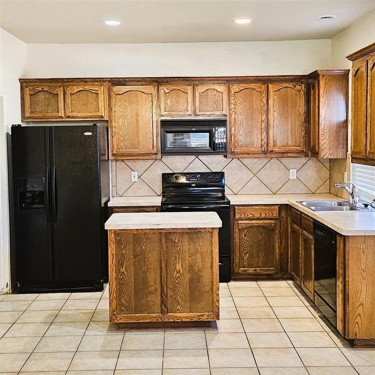 7909 Raton Ridge Ln - Photo 3 of 10