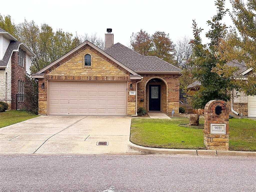 9021 Racquet Club Dr - Photo 2 of 16