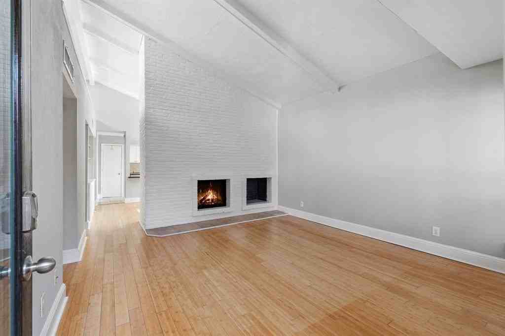 5928 Sandhurst Lane #227 - Photo 4 of 33