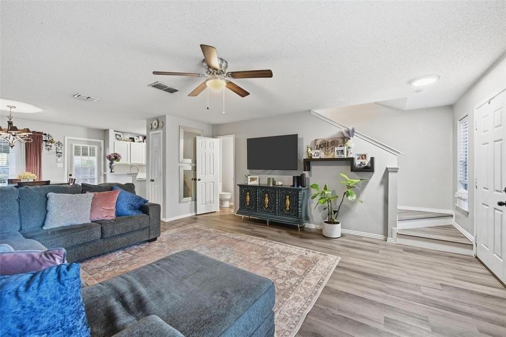 5728 Giddyup Lane - Photo 5 of 35