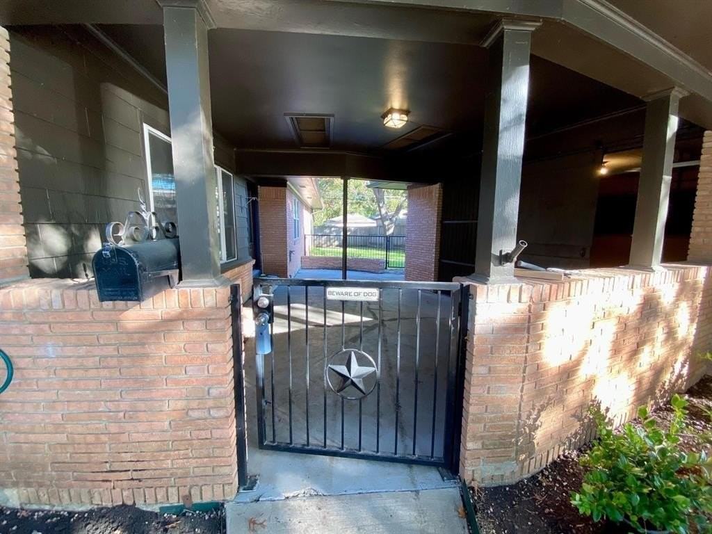 7120 Dalewood Ln - Photo 2 of 11