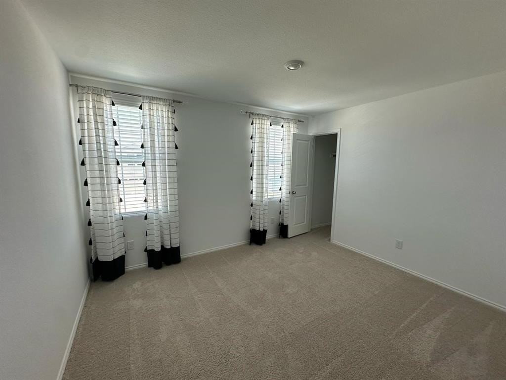 3210 Normandy Brook Rd - Photo 6 of 9