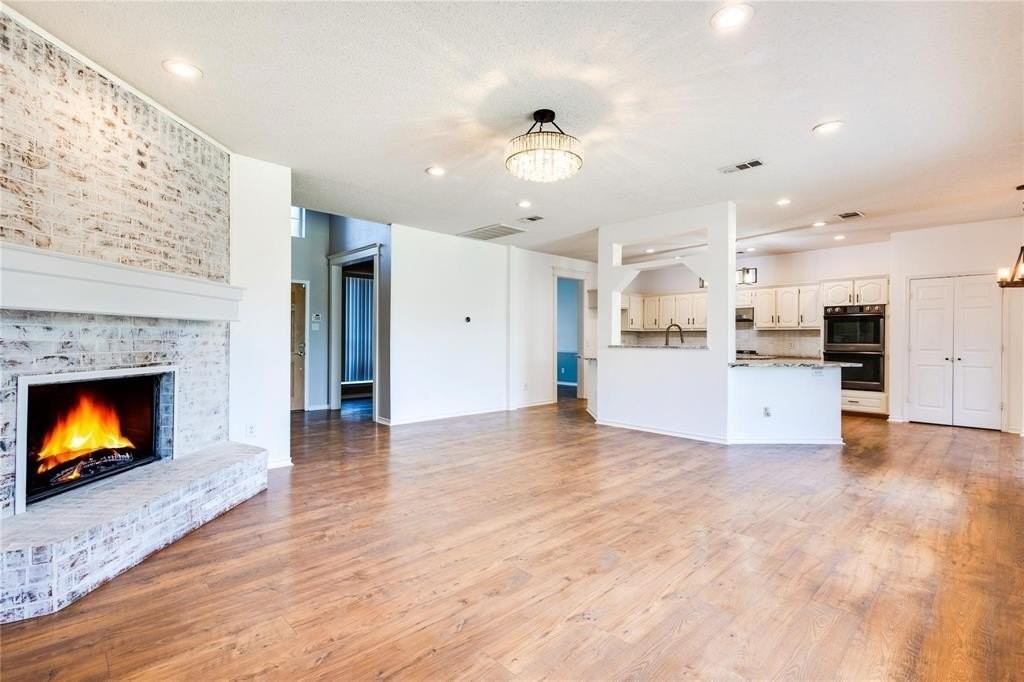 1613 Hightimber Ln - Photo 5 of 35