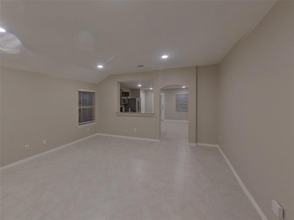 1809 Princeton Ave - Photo 3 of 17