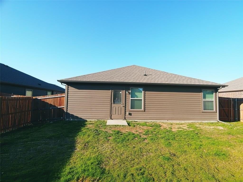 1429 Warringwood Dr - Photo 7 of 8