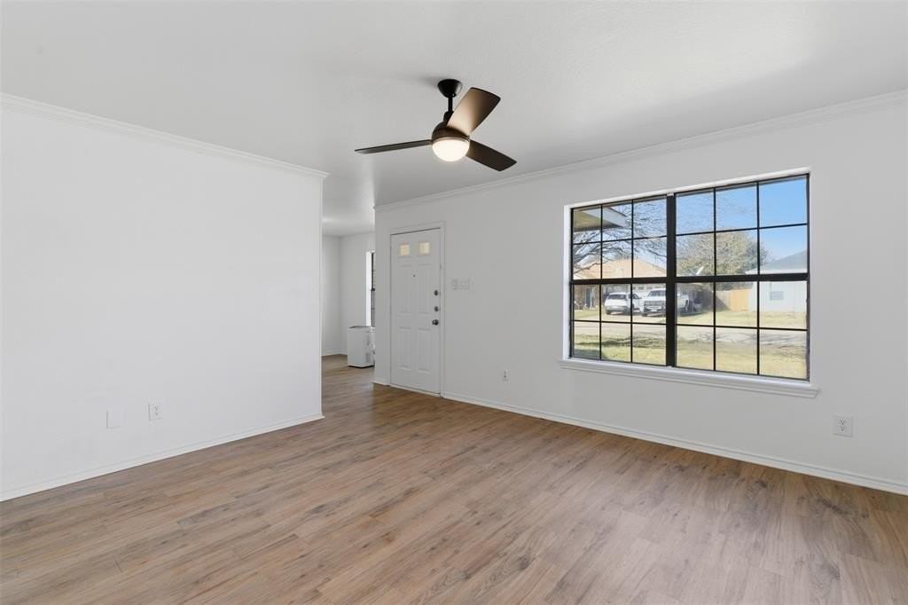 803 Melody Cir - Photo 5 of 21