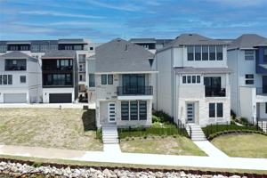 featured image of 528 Secretariat Dr