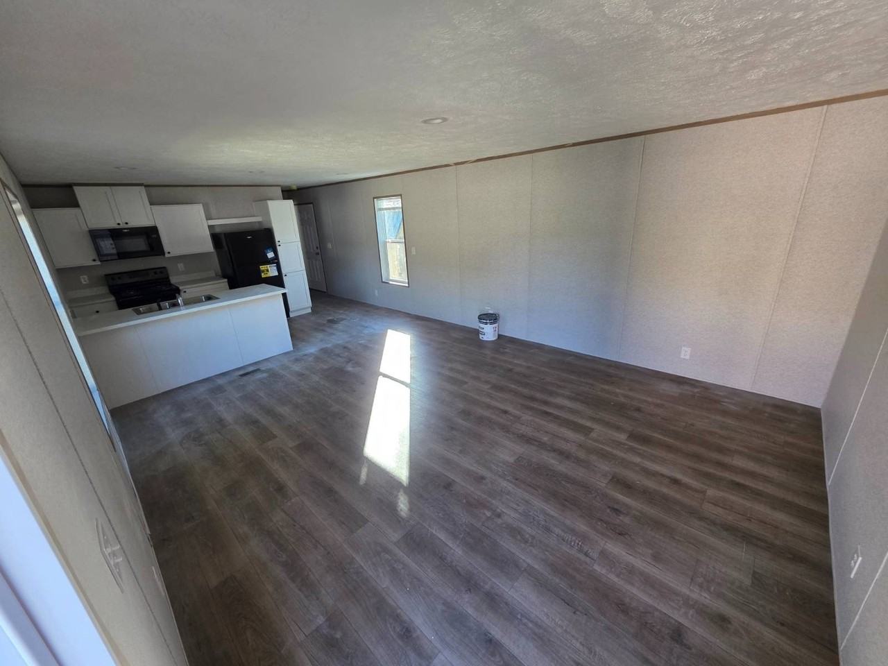 304 Landrey Drive - Photo 2 of 4