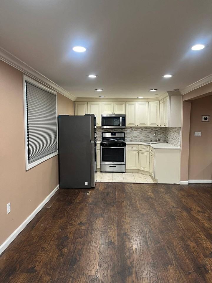 Fiesta Dr - Photo 6 of 12