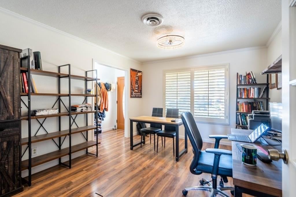 3518 Fairmont Drive - Photo 4 of 17