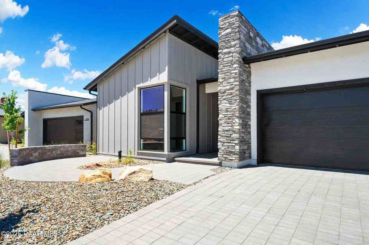 1326 Rockwood Drive - Photo 6 of 50