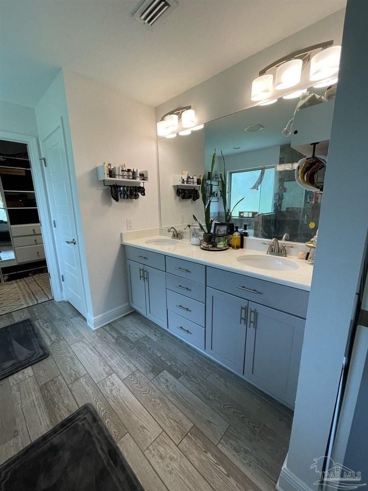 5402 Longhorn Trl - Photo 3 of 13