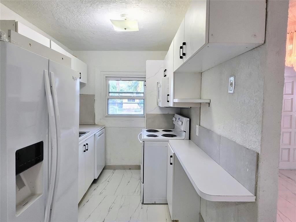 1751 Nw 29th Ter - Photo 2 of 16