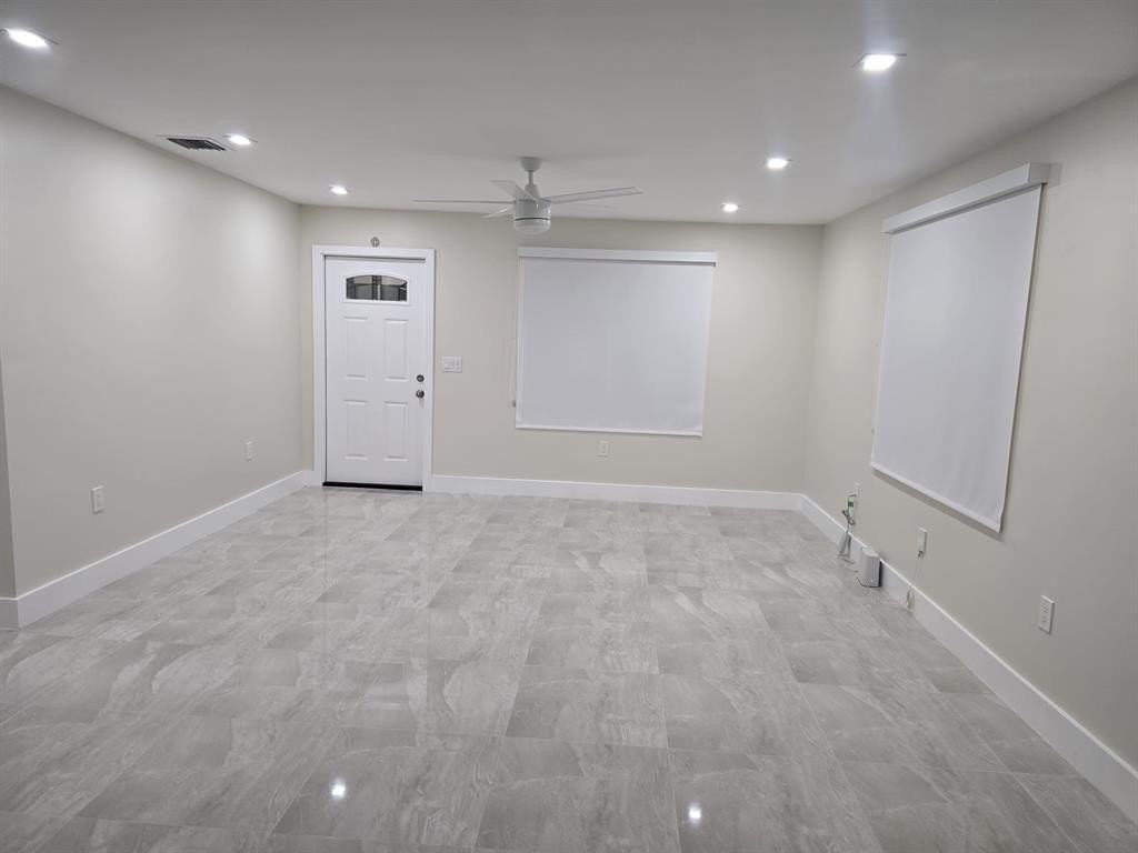 2207 Taft Street - Photo 3 of 14