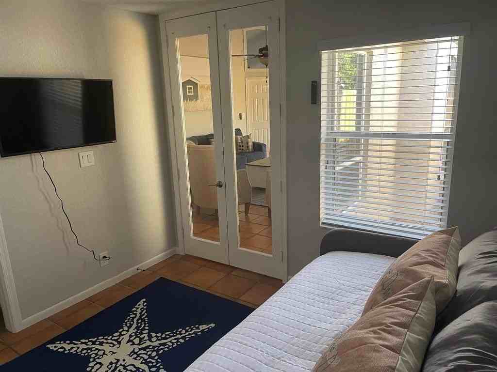 607 Sw 15th St - Photo 6 of 14