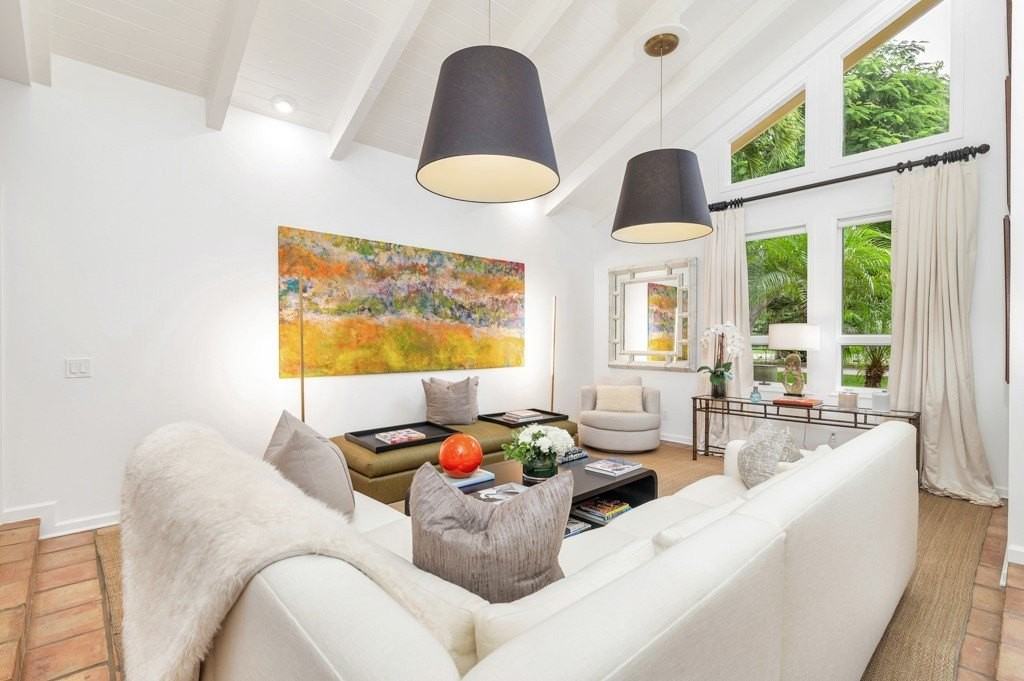 1513 E Camino Del Rio - Photo 2 of 36