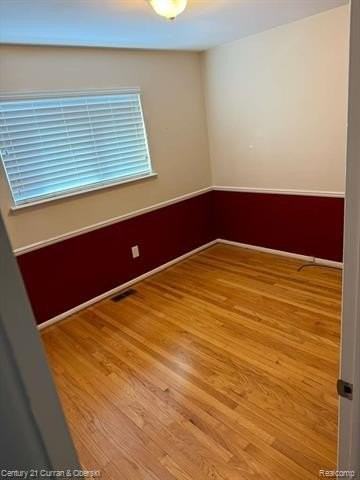 6523 N Vernon St - Photo 5 of 13