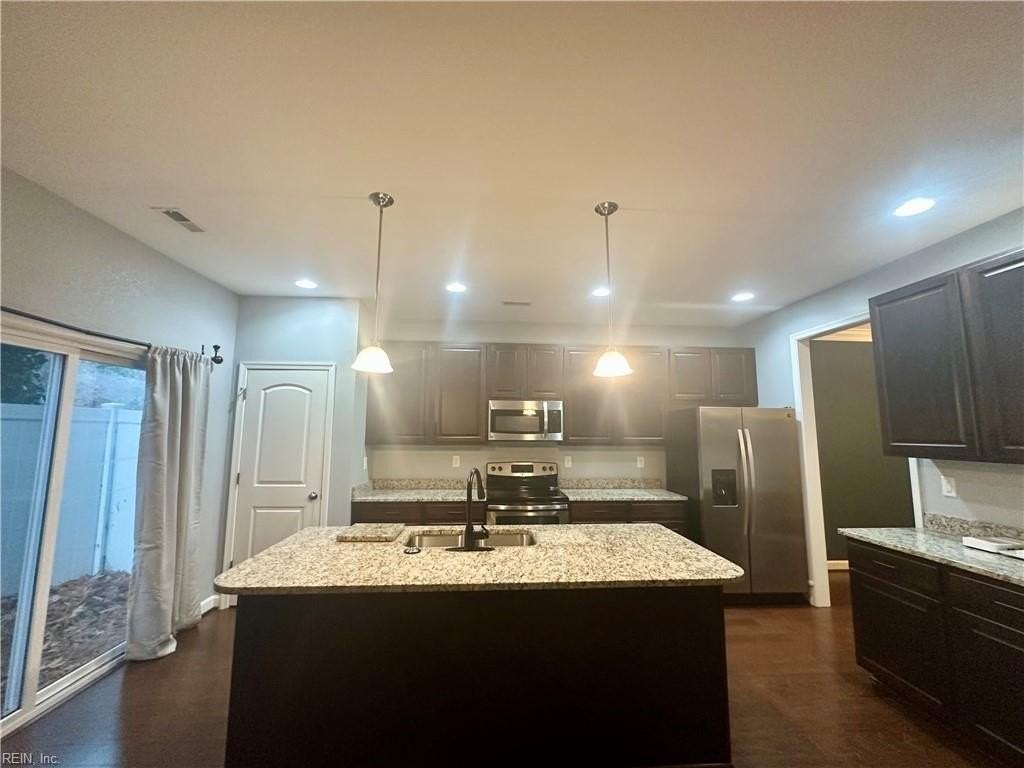 5504 Parish Turn Place - Photo 7 of 19