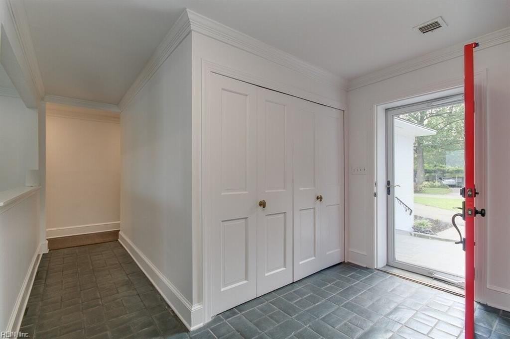 264 N Blake Rd - Photo 7 of 39